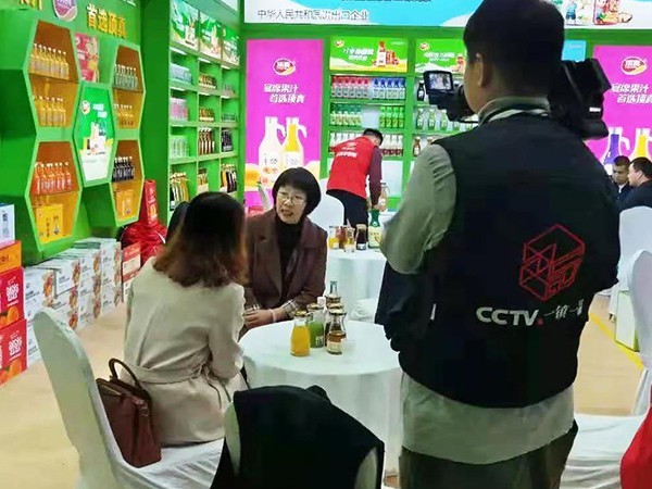 牢記初心匠心閃耀—長沙糖酒會(huì)火熱進(jìn)行，頂真食品接受央視專訪！